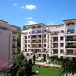 Апартамент Europroperties Iglika