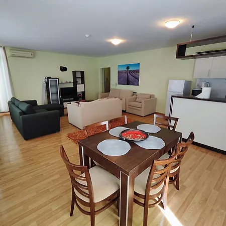 Europroperties Iglika Appartement *